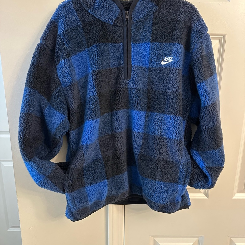 Nike Men's Blue and Black Zip-Up Sweater